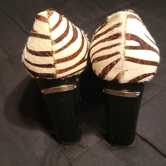 Michael Kors Zebra Print Pumps - Picture 3 of 9